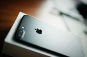 iPhone7 plus手機突然黑屏怎么維修？