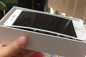 iPhone8電池膨脹事件頻發(fā)，note7悲劇會被重演？